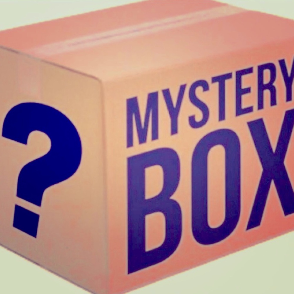 Mystery Box 10 items $20